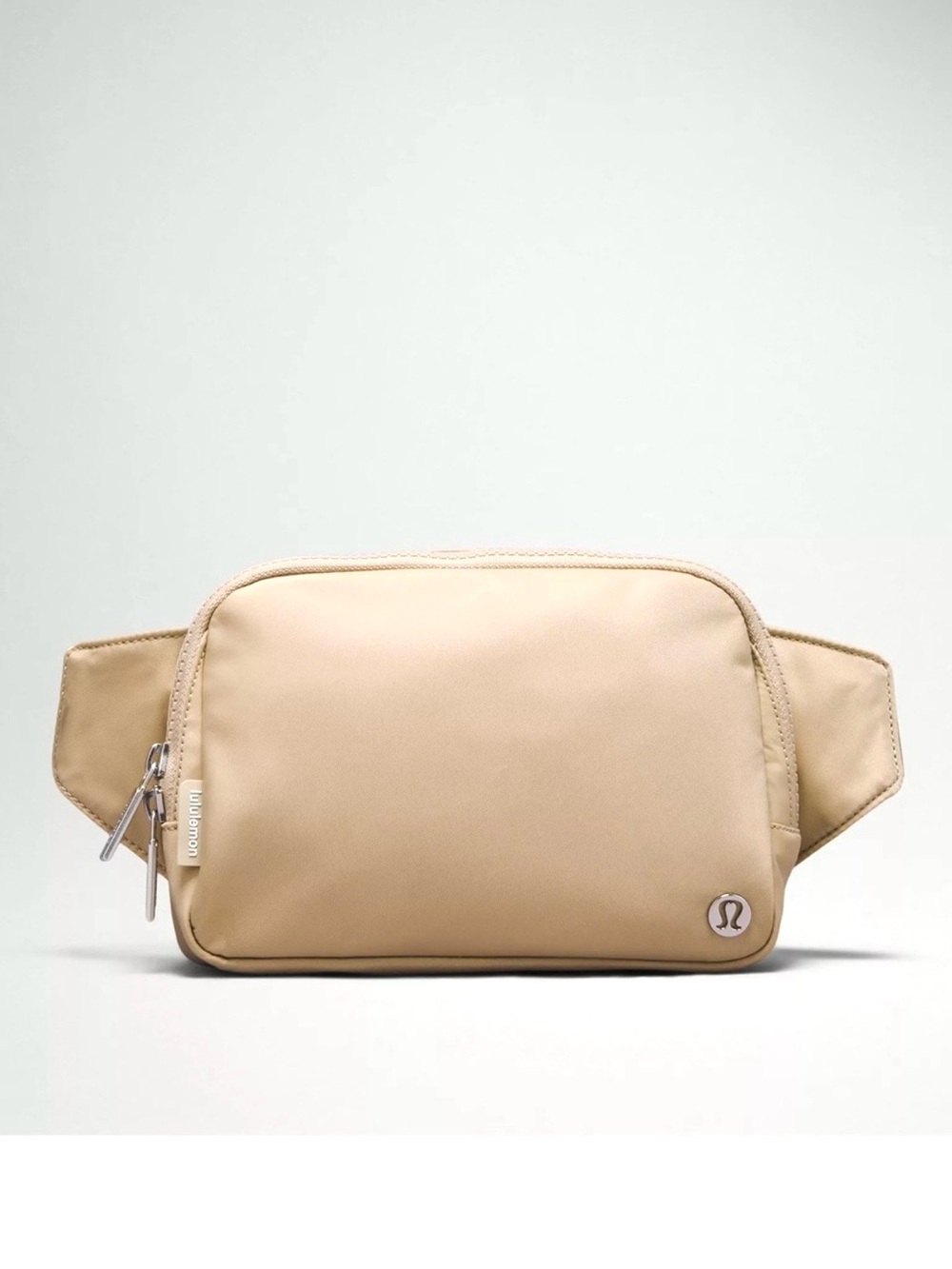 NWT Lululemon Everywhere Belt Bag 
2 L Large Version in Trench (TRNH) Tan